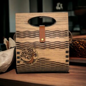 4. UNIEKE HOUTEN HANDTAS MODEL FOUR