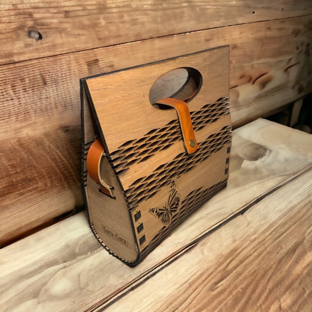 9. Houten handtas Model nINE